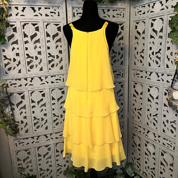 💛HOST PICK💛 SENSATIONAL SOFT YELLOW LAYERED SPAGHETTI STRAPS LONG FORMAL DRESS - Picture 6 of 10